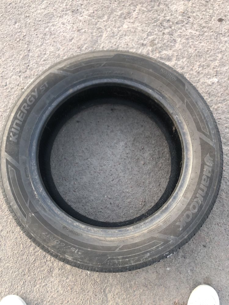 Продам гуму 215/60R17 HANKOOK KINERGY st