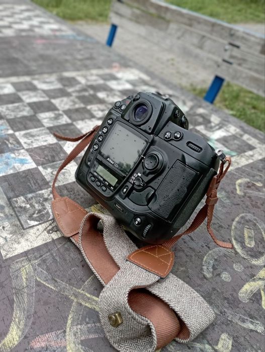 фотокамера Nikon d2x пробег 16000