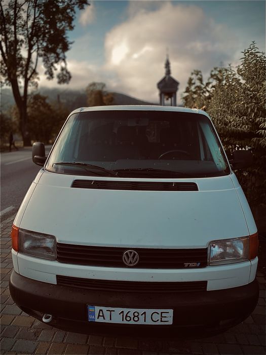 Восьми місне таксі