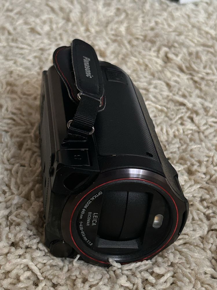 Відеокамера Panasonic HC-VX870К