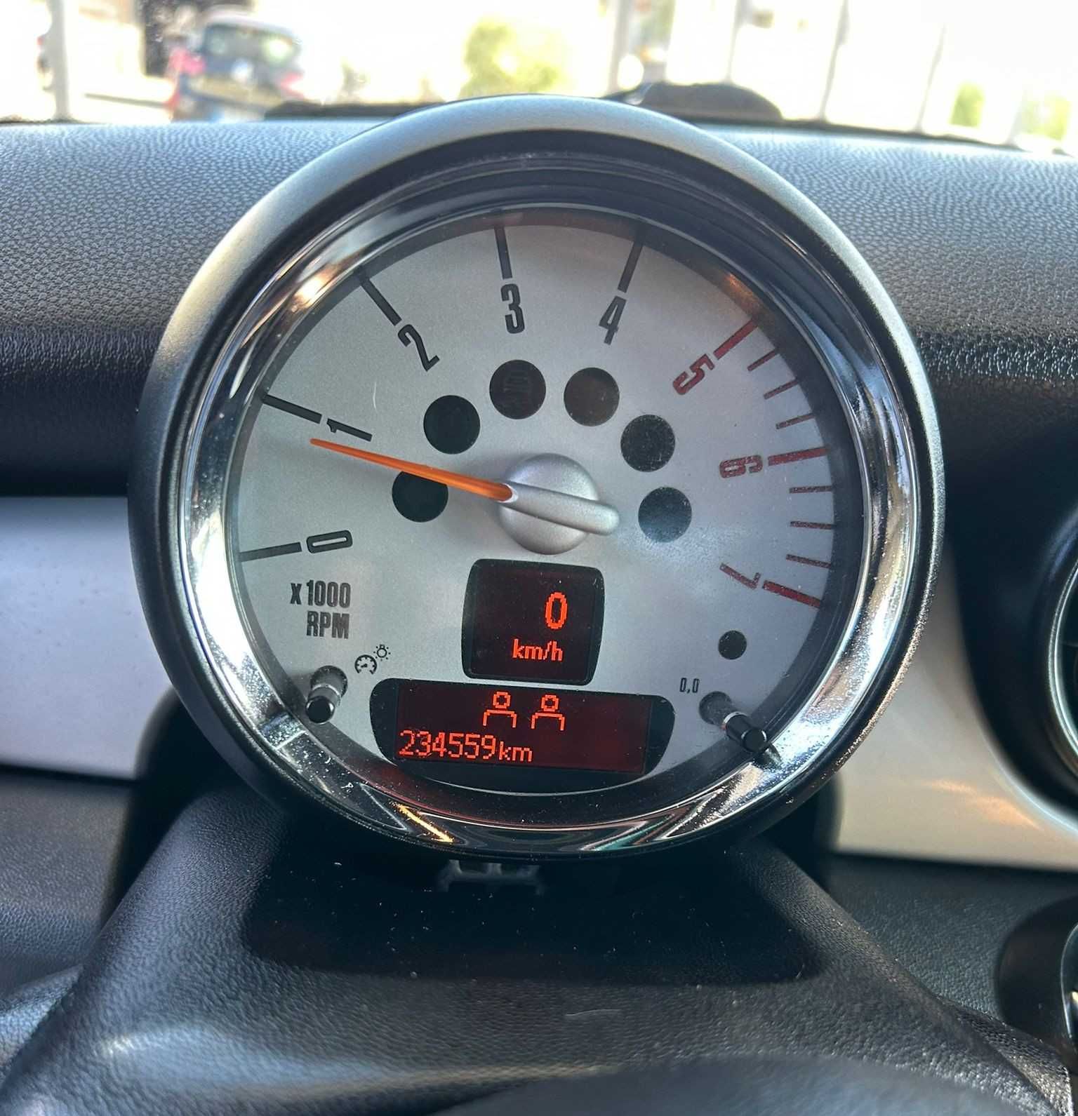 Mini Cooper D 1.6 110cv - 11