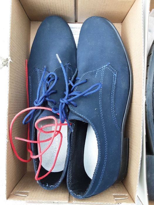 Buty mokasyny trzewiki komunia wesele jak nowe roz 35