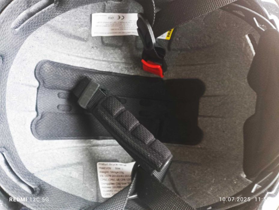 Kask rowerowy z soczewką rozmiar L