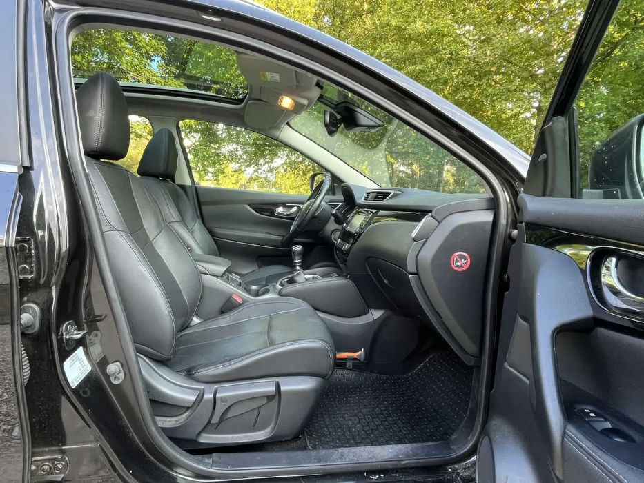 Nissan Qashqai      2014