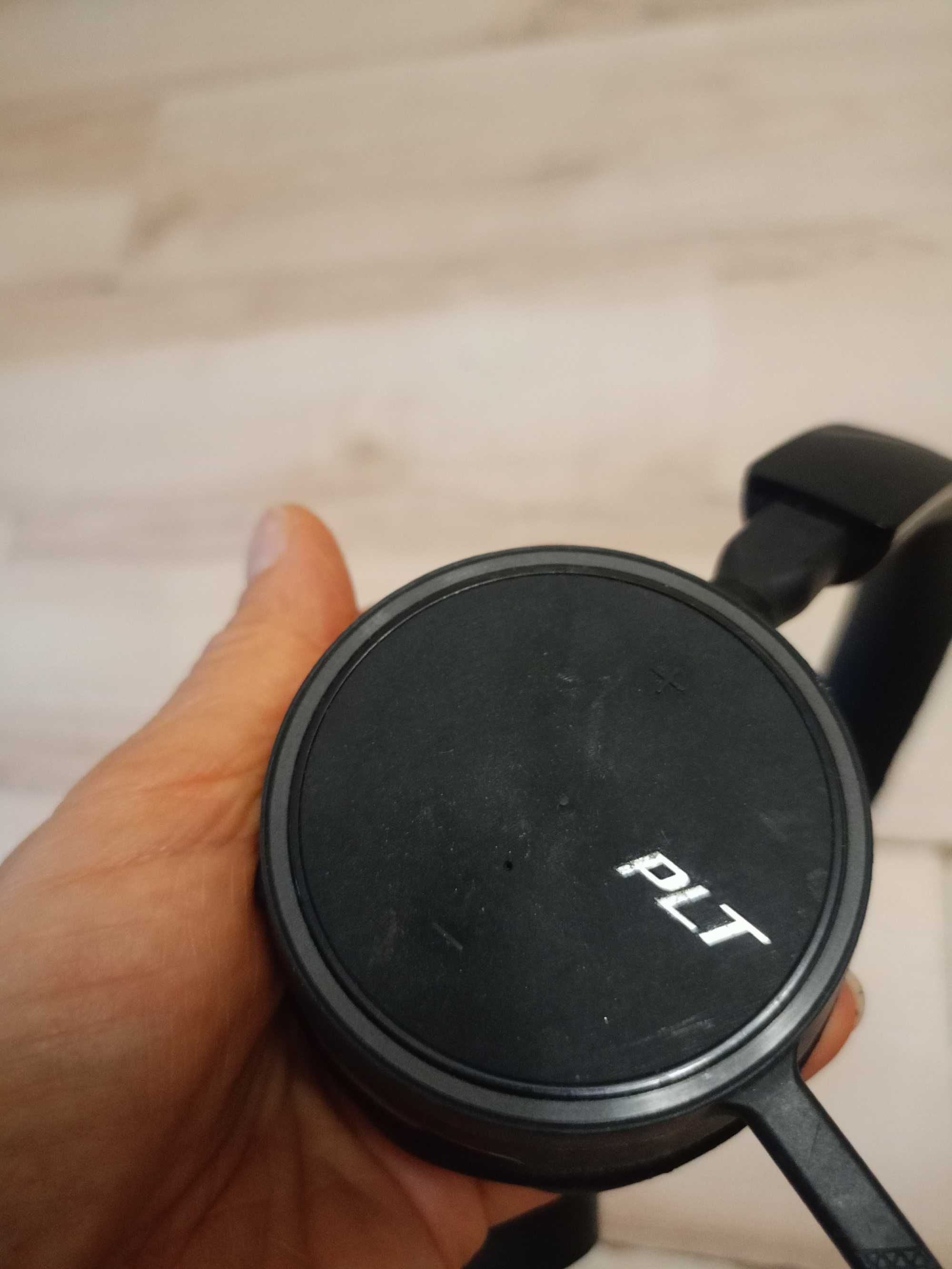 Гарнітура Plantronics Voyager