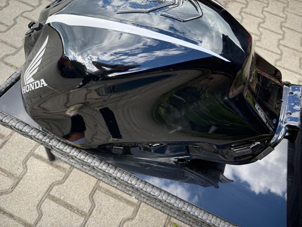 Zbiornik paliwa bak Honda CBR 650R 2021