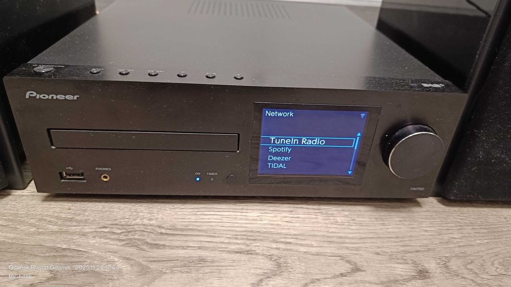 Odtwarzacz sieciowy, wieża Hi FI, Pioneer  HM 76 D