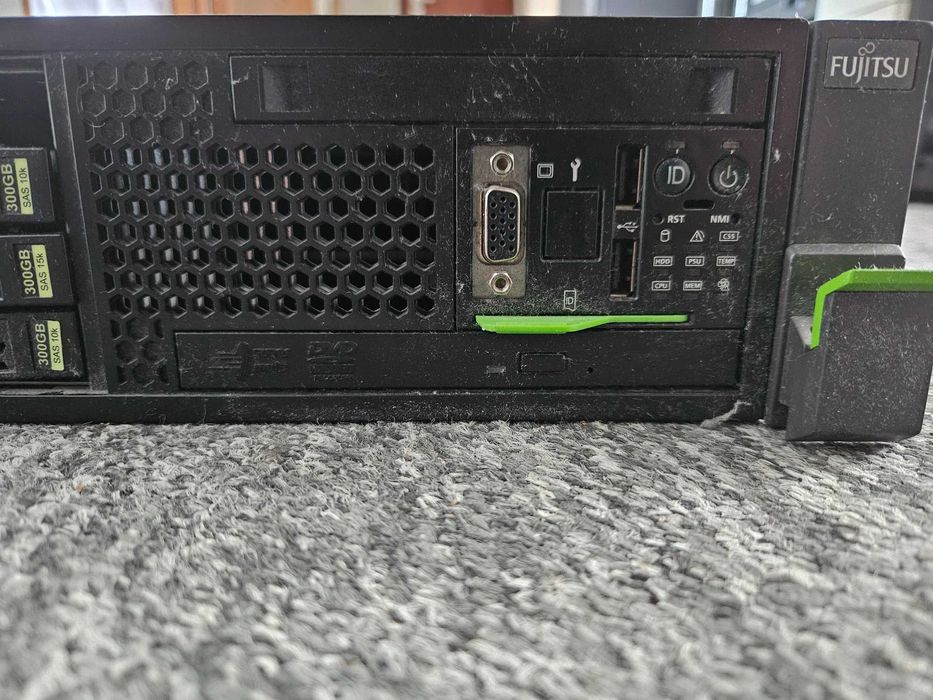 Serwer Fujitsu Primergy RX300 S7 Xeon E5-2643, 32GB RAM