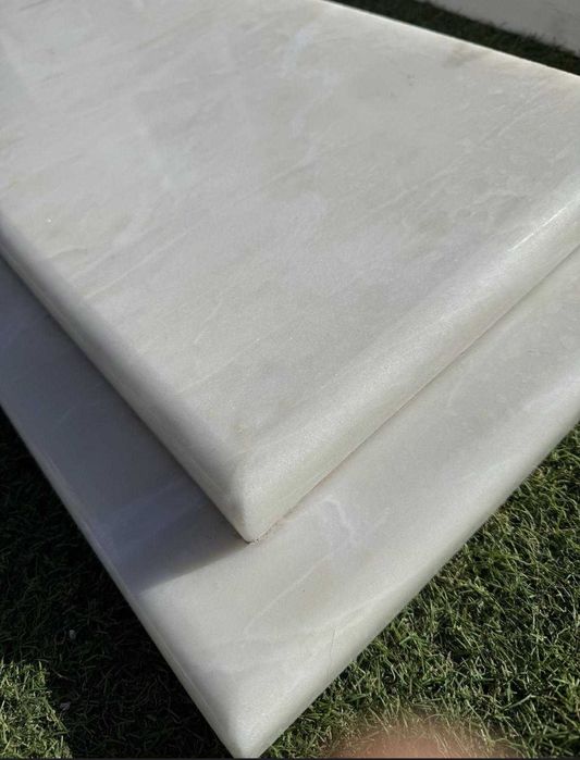 Pedra marmore para lareira nova