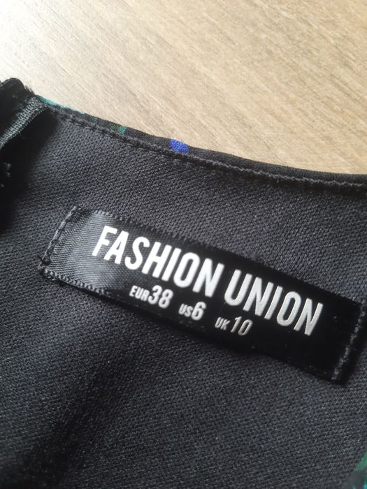 Kombinezon kwiaty wzorzysty elegancki wizytowy 38 M