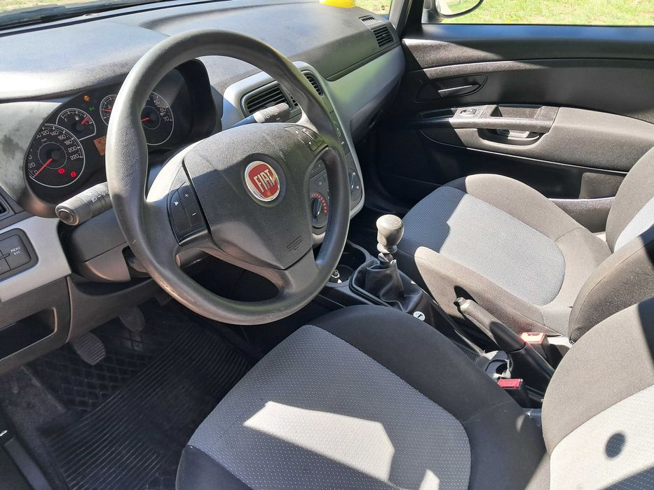Ładny Fiat 2013 z gazem.Mały przebieg
