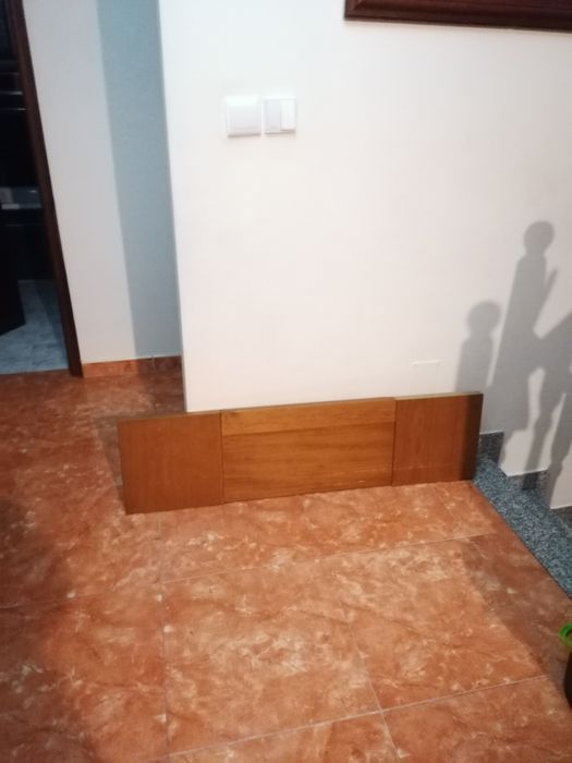 Cama de solteiro usada