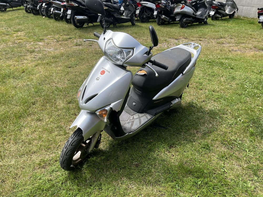Honda Lead 110 rama z dokumentacją francuską 2009r