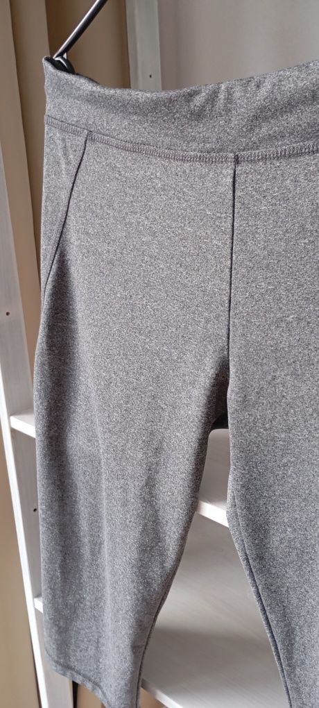 Legginsy krótkie rozm .40-42