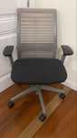 Cadeira Escritório Secretária Steelcase Think V2