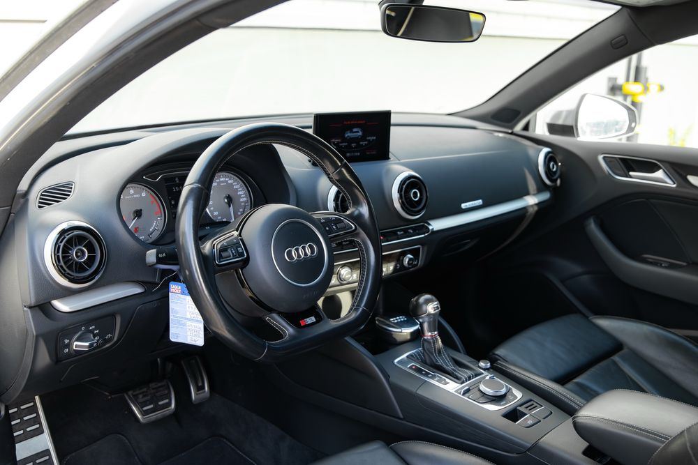 Audi S3 Sportback S-Tronic Quattro / Stage 2 & Backets