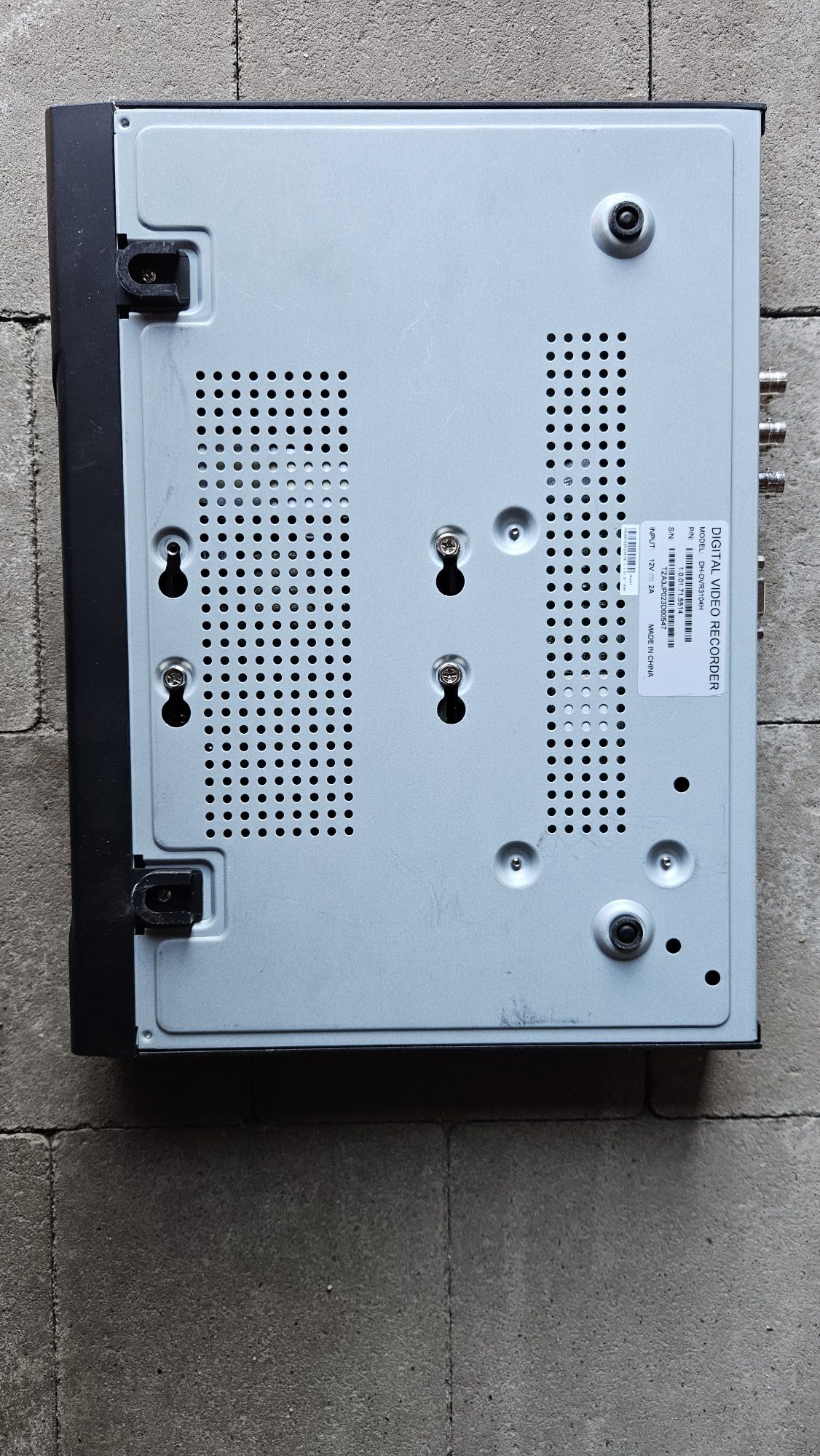 Відеорегістратор DIGITAL MODEL: DH-DVR3104H