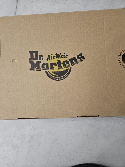 Продам чоботи  dr. Martins