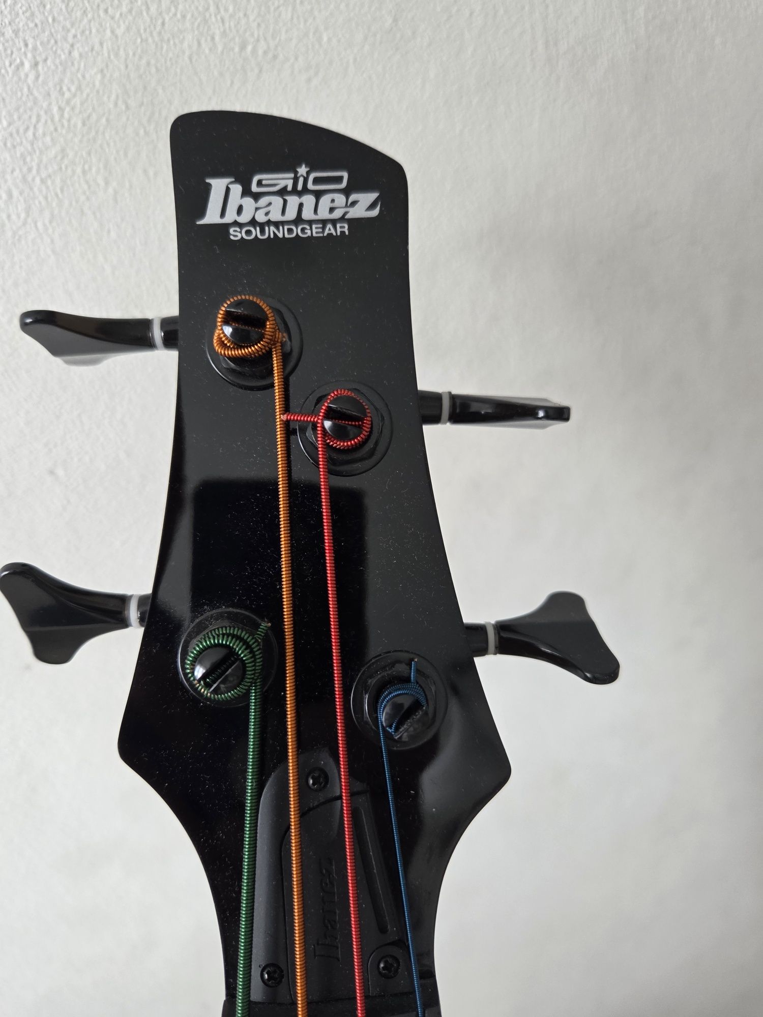 Gitara basowa ibanez gsr 200 sm 200