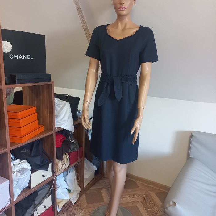 Escada! Оригінал! Шикарне шерстяне плаття/сукна з пояском