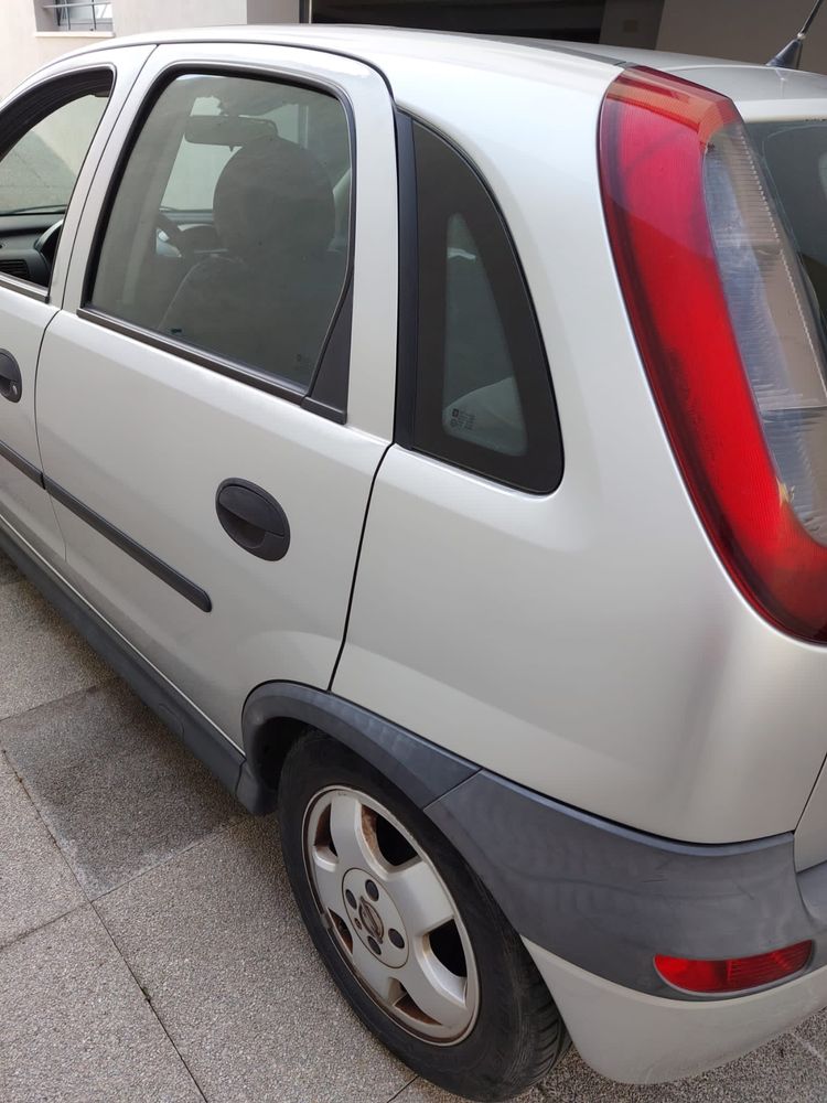 Opel corsa C - bom estado