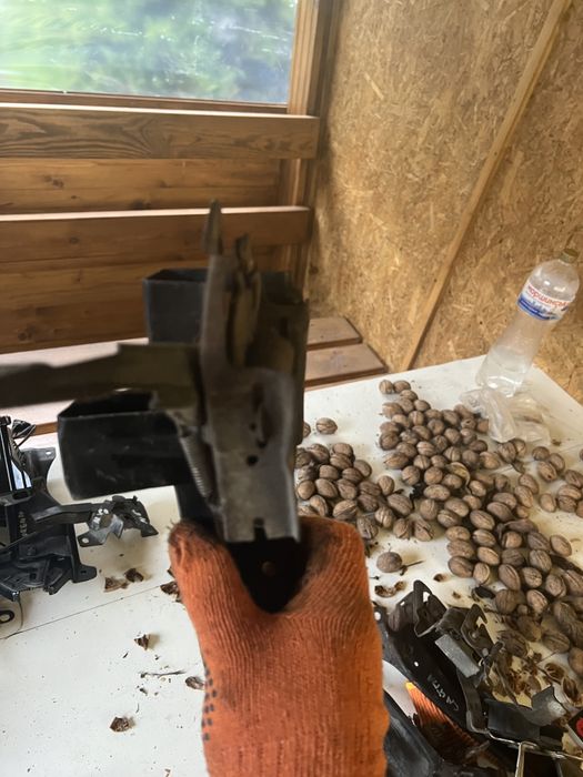 Замок капота мазда 626 mazda gd