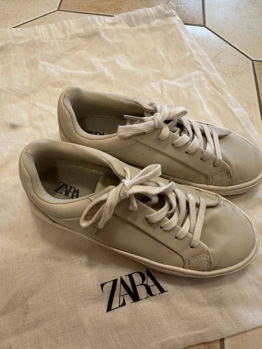 Продам кросівки ZARA 33