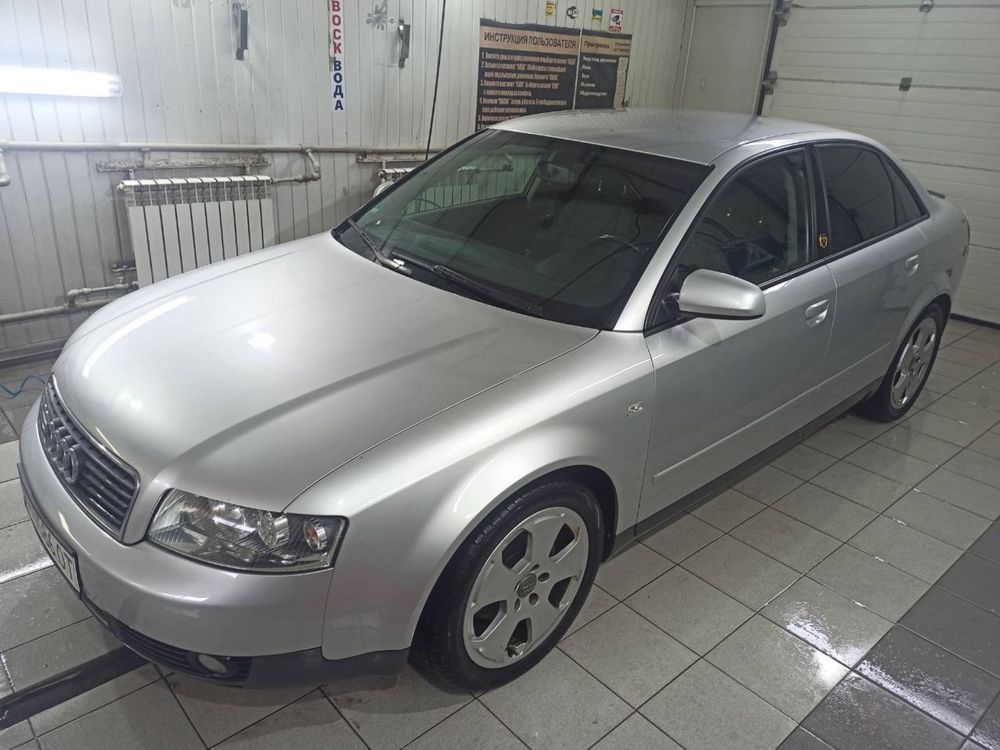 Продам авто aydi A4 b6 торг