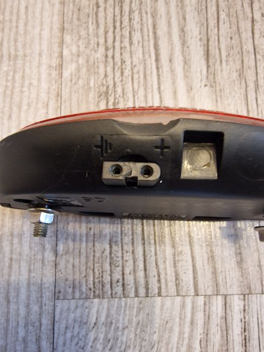Lampka lampa rowerowa tylna Move przewodowa