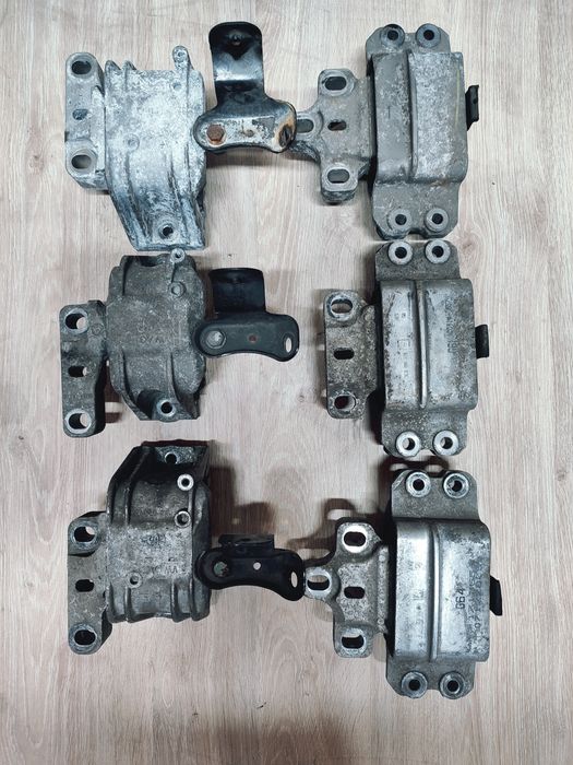 Подушка двигуна Пассат б6 б7 Октавія А5 Гольф 6 5 подушка мотора