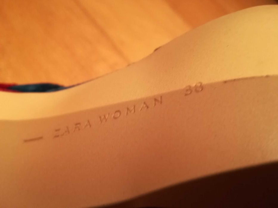 Sapato Veludo Tricolor 38 ZARA