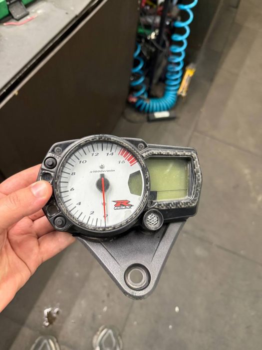 Приборка GSX-R K7 2007 год выпуска