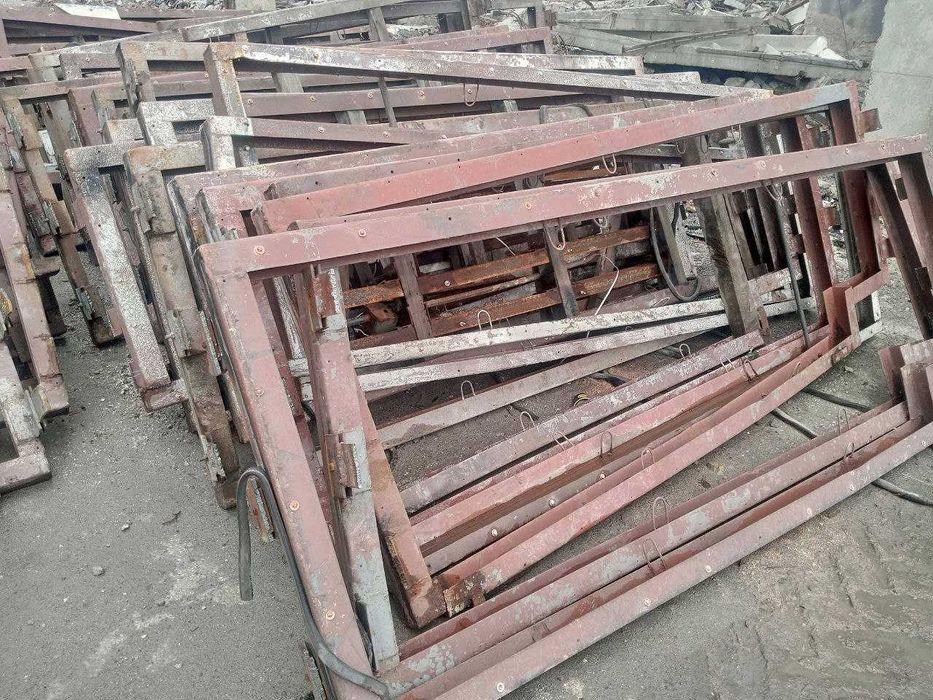 Метал, швелер, уголок б/в