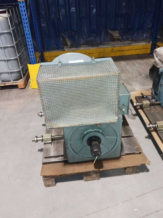 Silnik elektryczny prądu stałego 167kW 240 kW 2000 obr DC 225S 225L