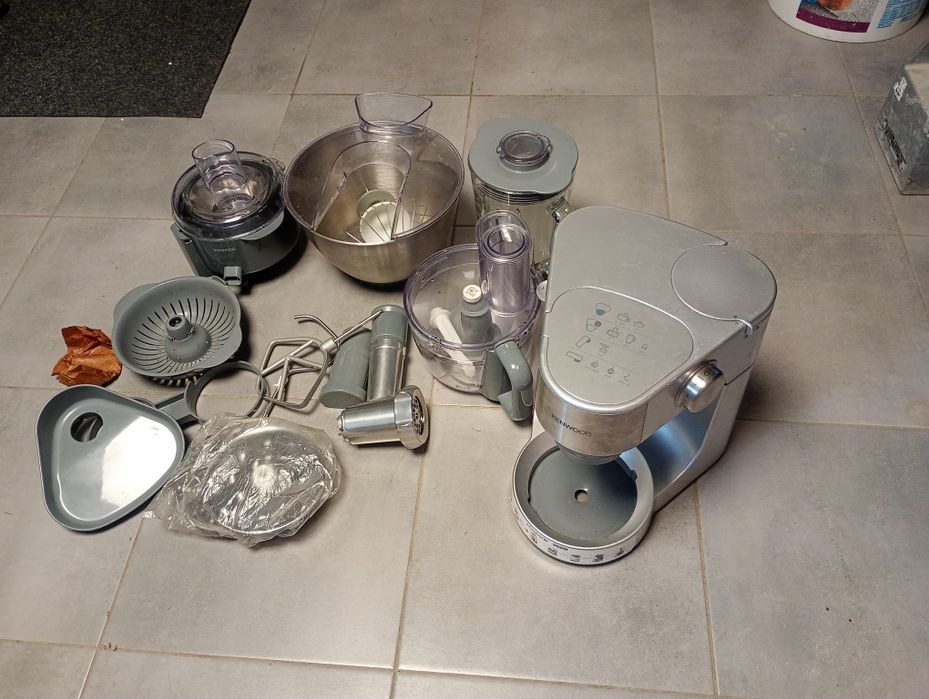 Kenwood km 28 uszkodzony