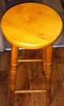 Taboret drewniany używany 75 cm wysokości