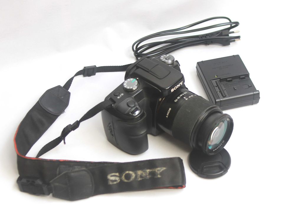 Sony A100 com lente Sony 18-70mm máquina fotográfica digital reflex