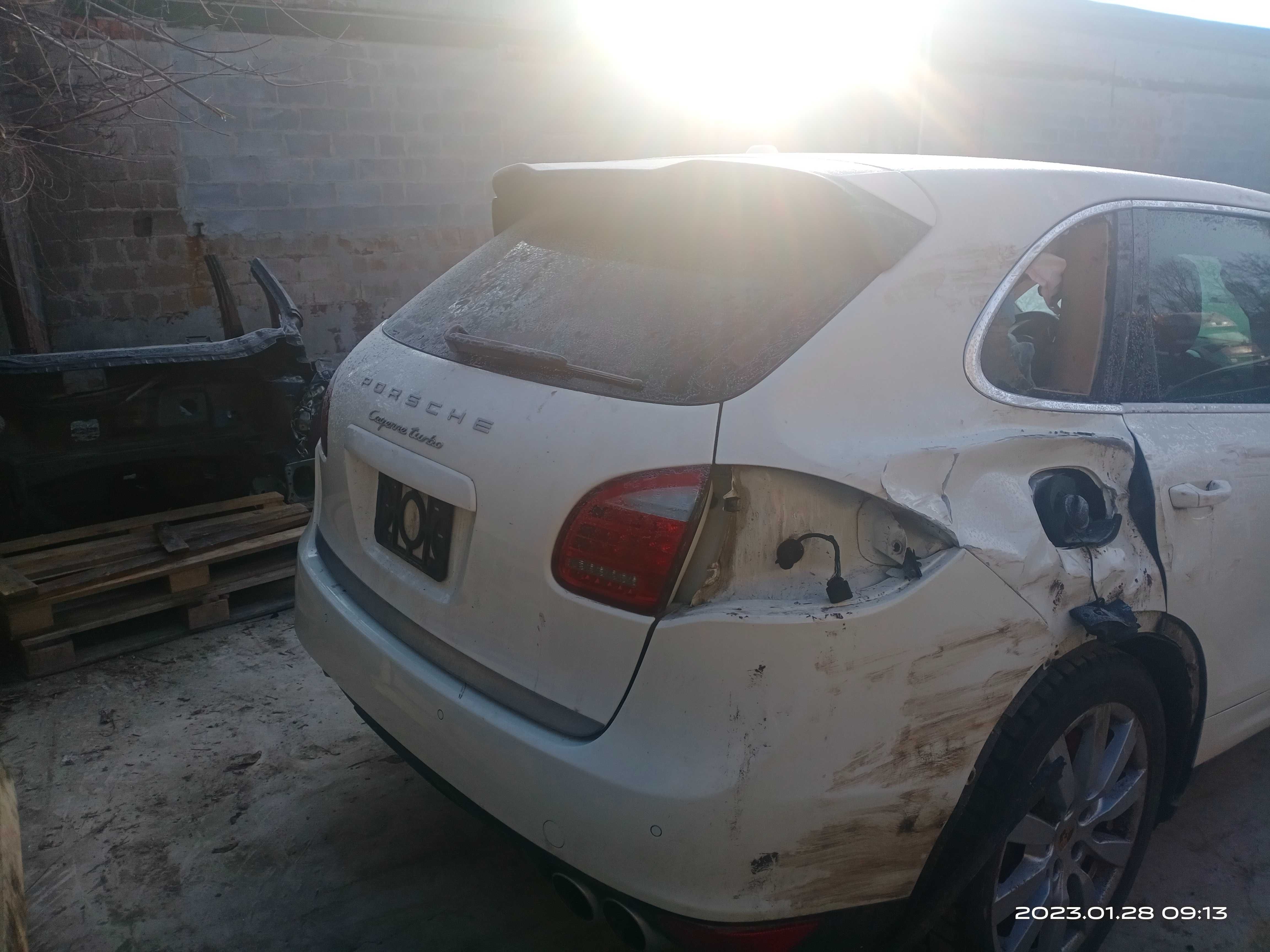 Накладка вставка подкрылок дефлектор Porsche Cayenne 958 10- Разборка