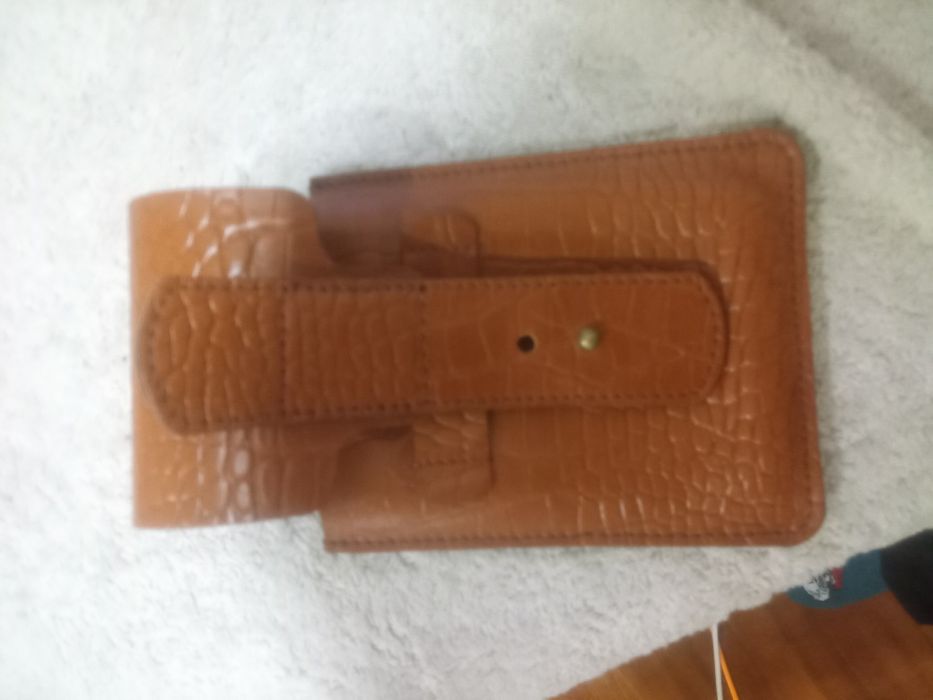 Чехол мобілки кожа якісна