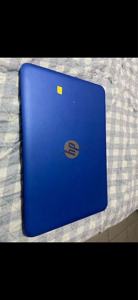 Portatil azul HP