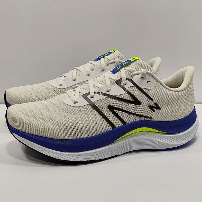кросівки New Balance FuelCell 44.5р/28.5см
