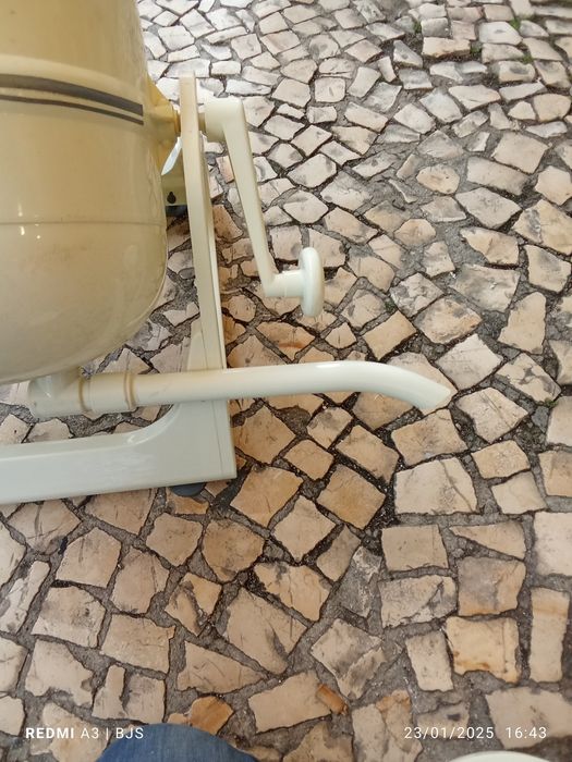 Máquina de lavar roupa manual para campismo