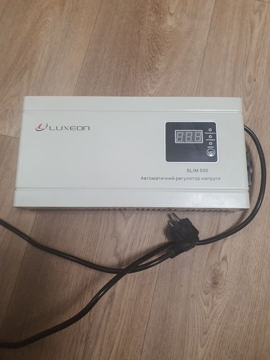 стабилизатор напряжения Luxeon