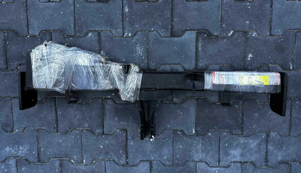 Hak holowniczy SsangYong Rexton 2002–2012 – komplet z wiązką