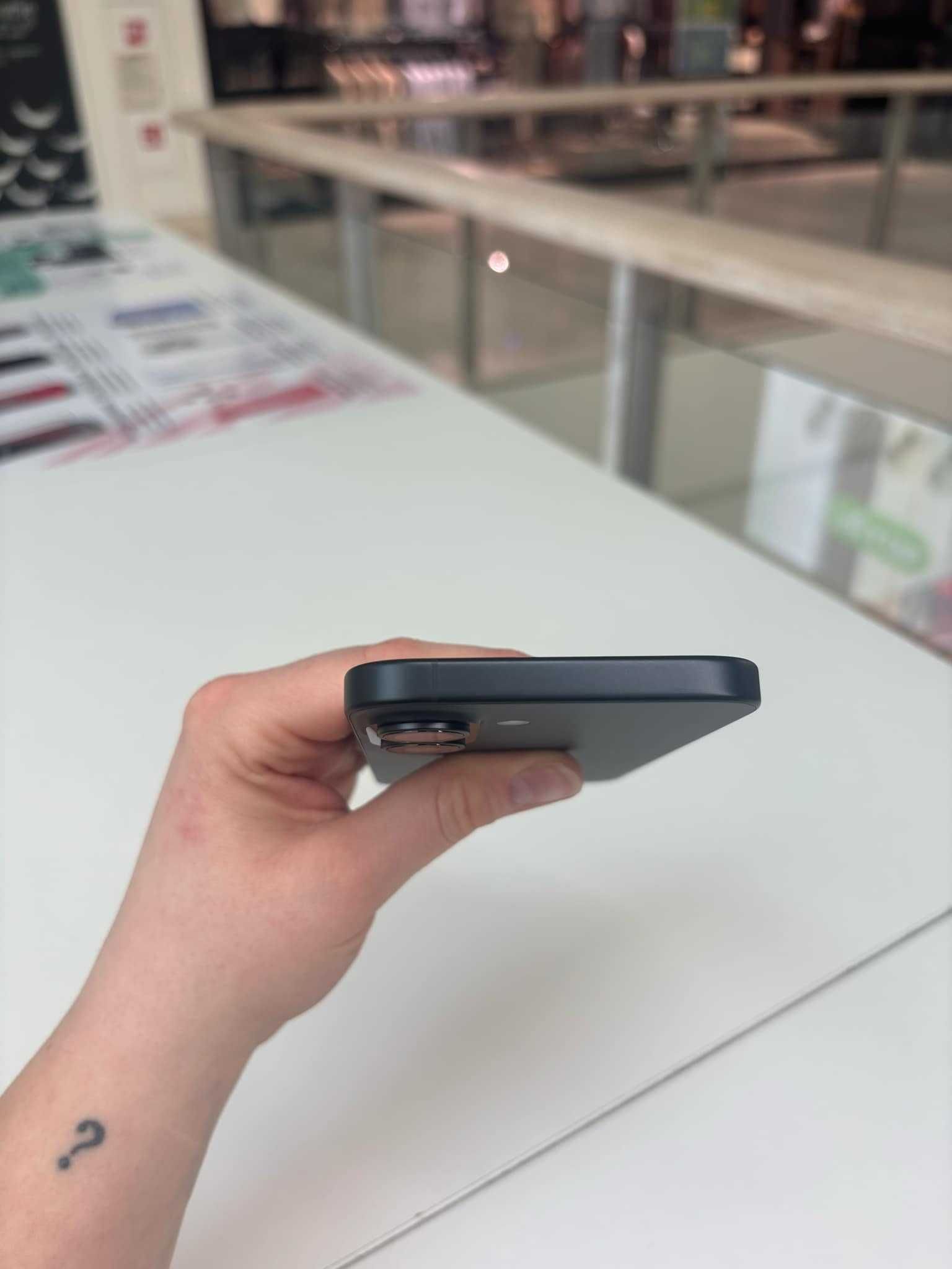 iPhone 16 128 GB Black | Raty 0% | gwarancja 24 msc.