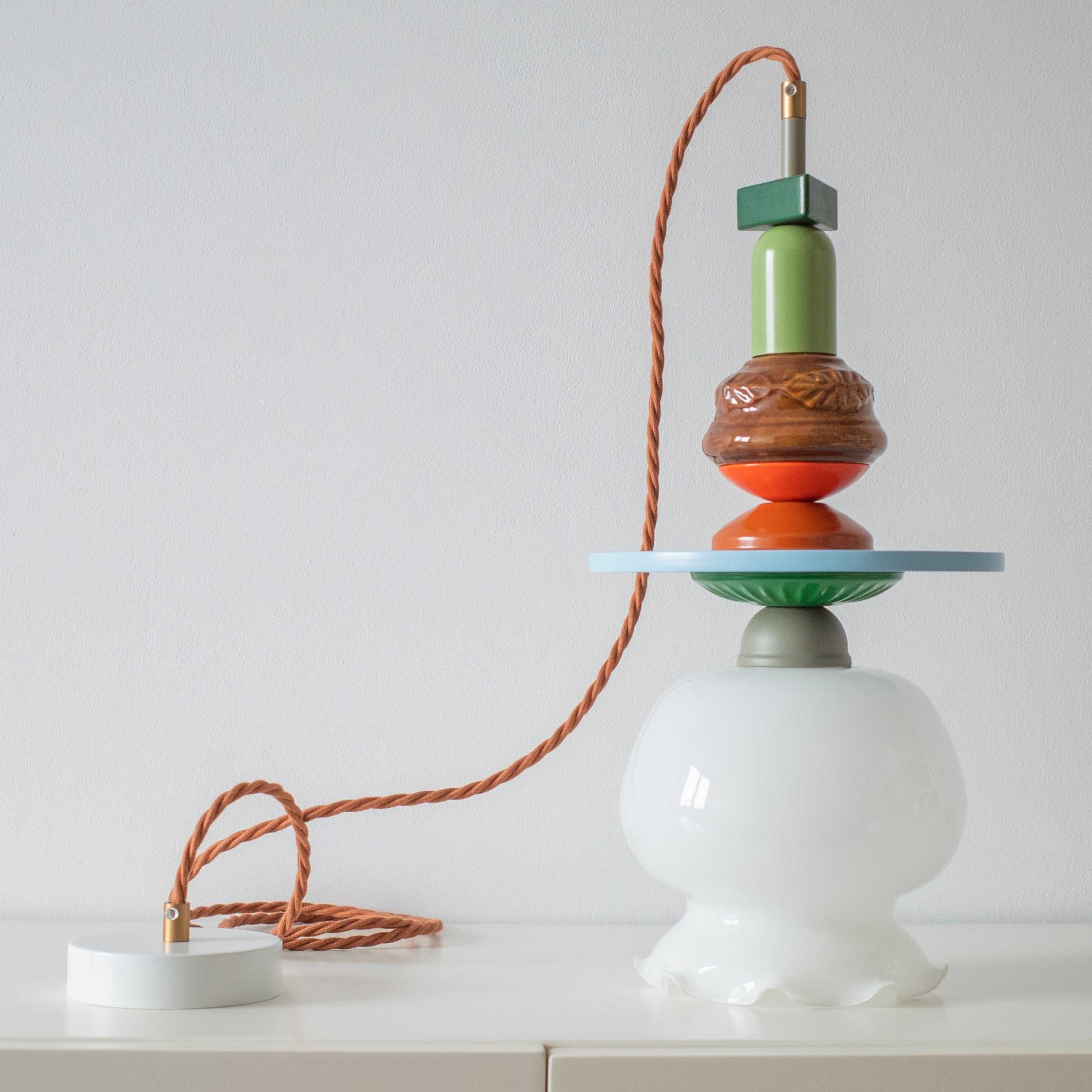 Lampa wisząca totem, vintage szklany klosz, handmade reuse