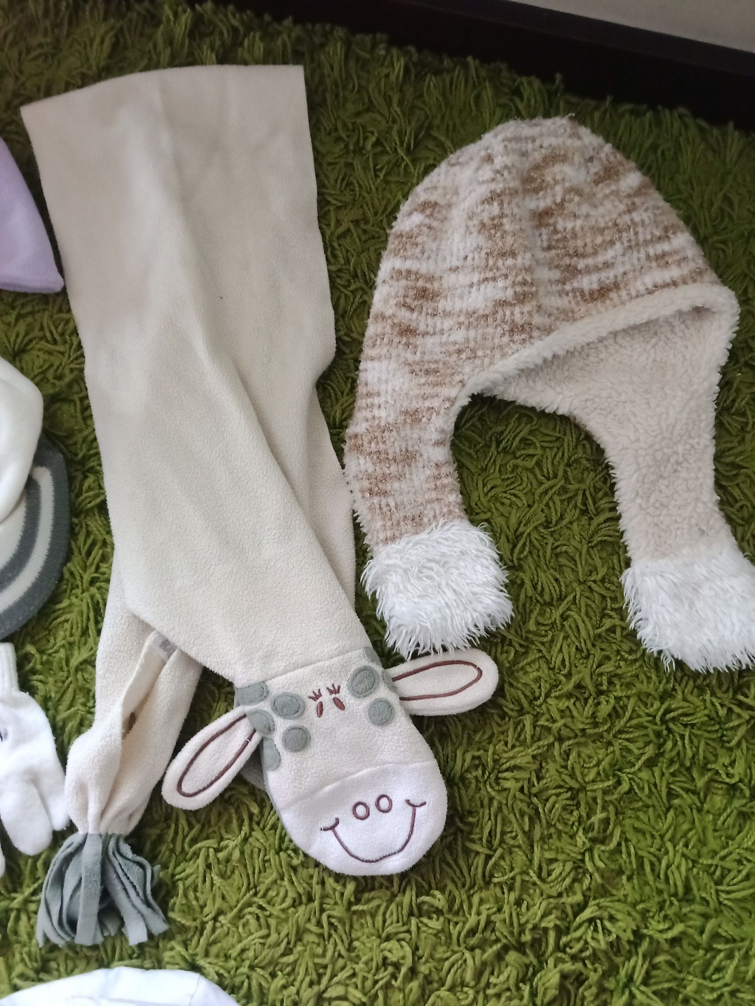 Zestaw czapki rękawiczki LPS Hello kitty 4-8 lat