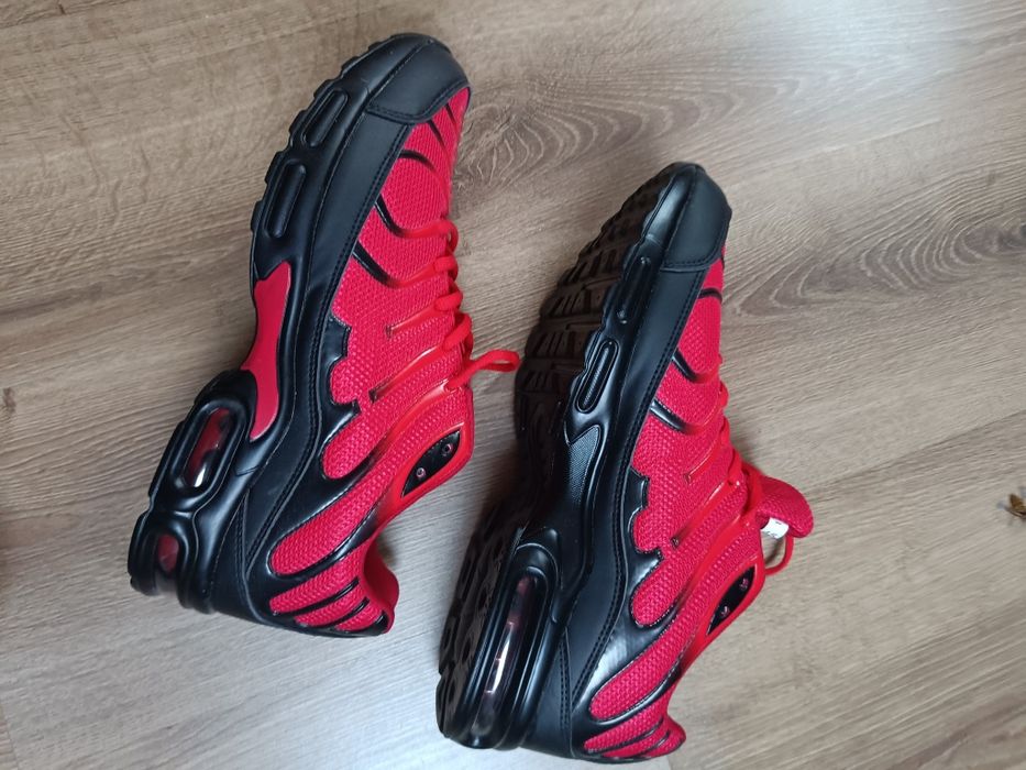 Buty sportowe męskie 45