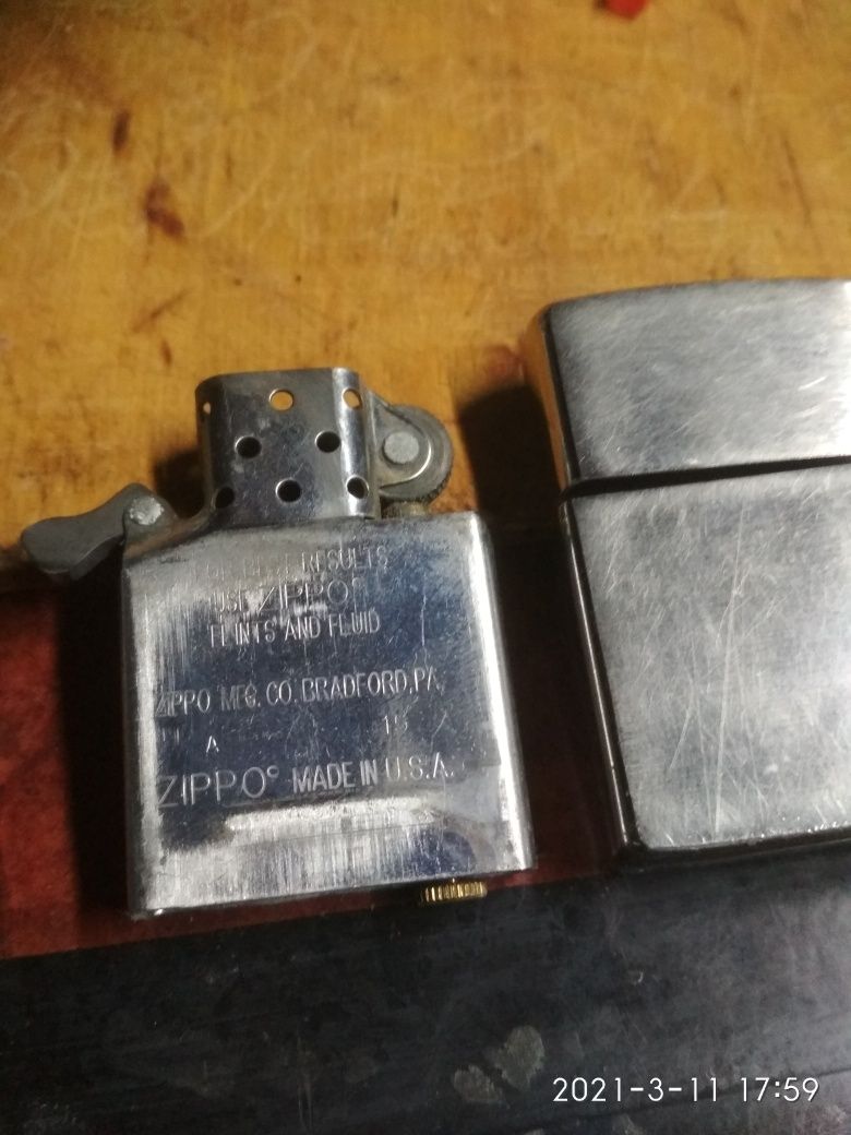 Zapalniczka Zippo.