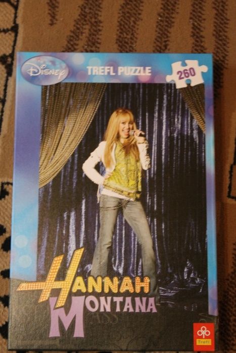 Hannah Montana albumy do naklejek + puzzle